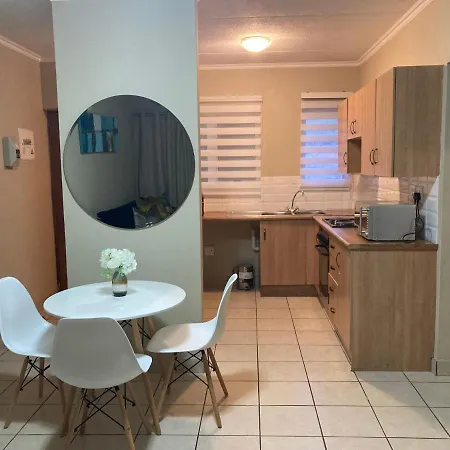 Sparrow Apartment Johannesburg Buitenkant foto